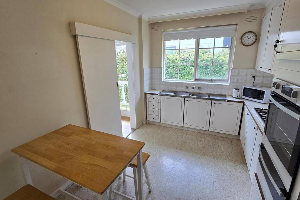 Elsternwick Easy Living - 2 Bedroom Sleeping 4 Melbourne Dış mekan fotoğraf