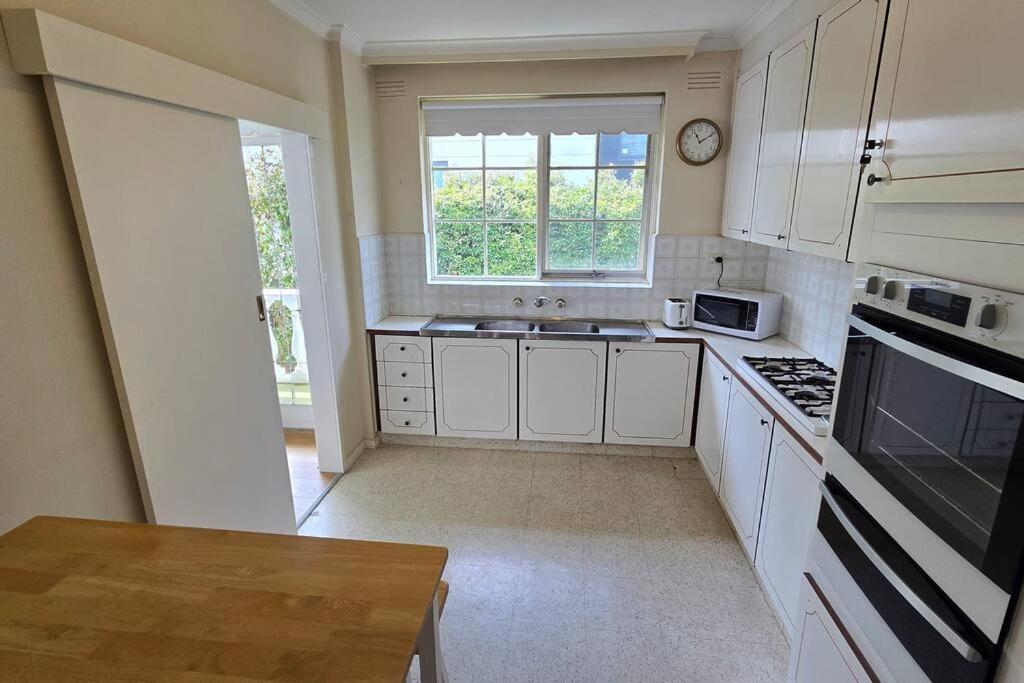 Elsternwick Easy Living - 2 Bedroom Sleeping 4 Melbourne Dış mekan fotoğraf